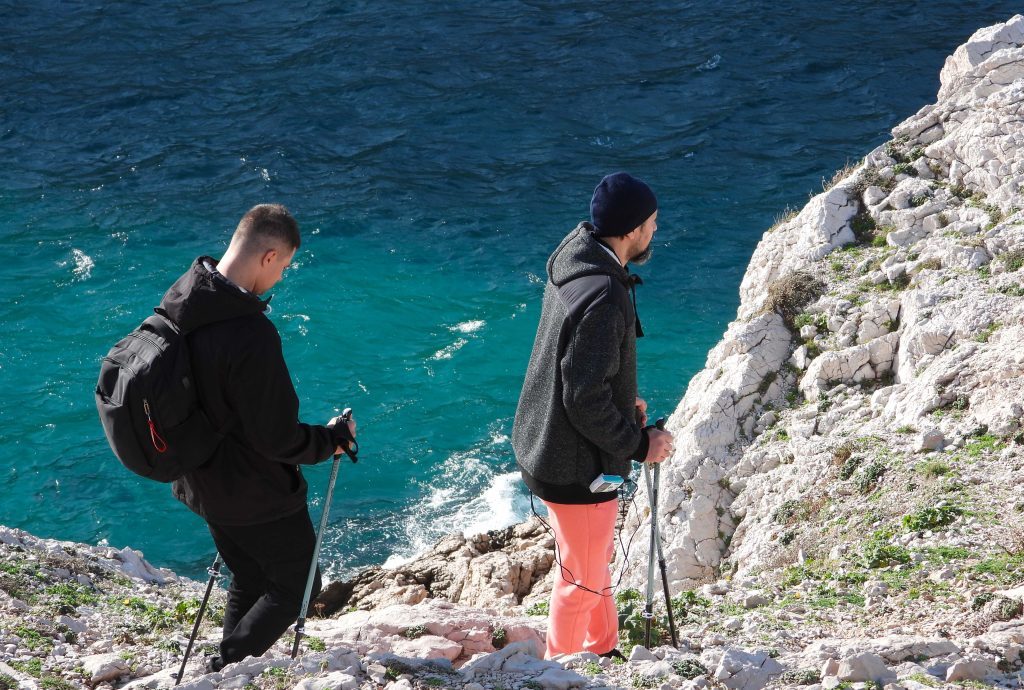 marche thérapeutique dans la calanques de Marseille